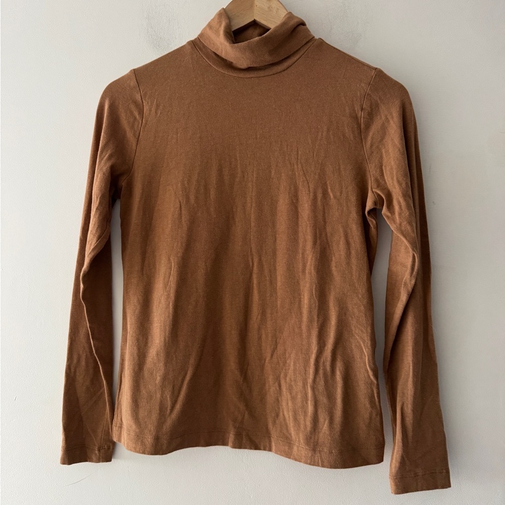 Banana‎ Republic Brown Timeless Intemporel Turtleneck Long Sleeve